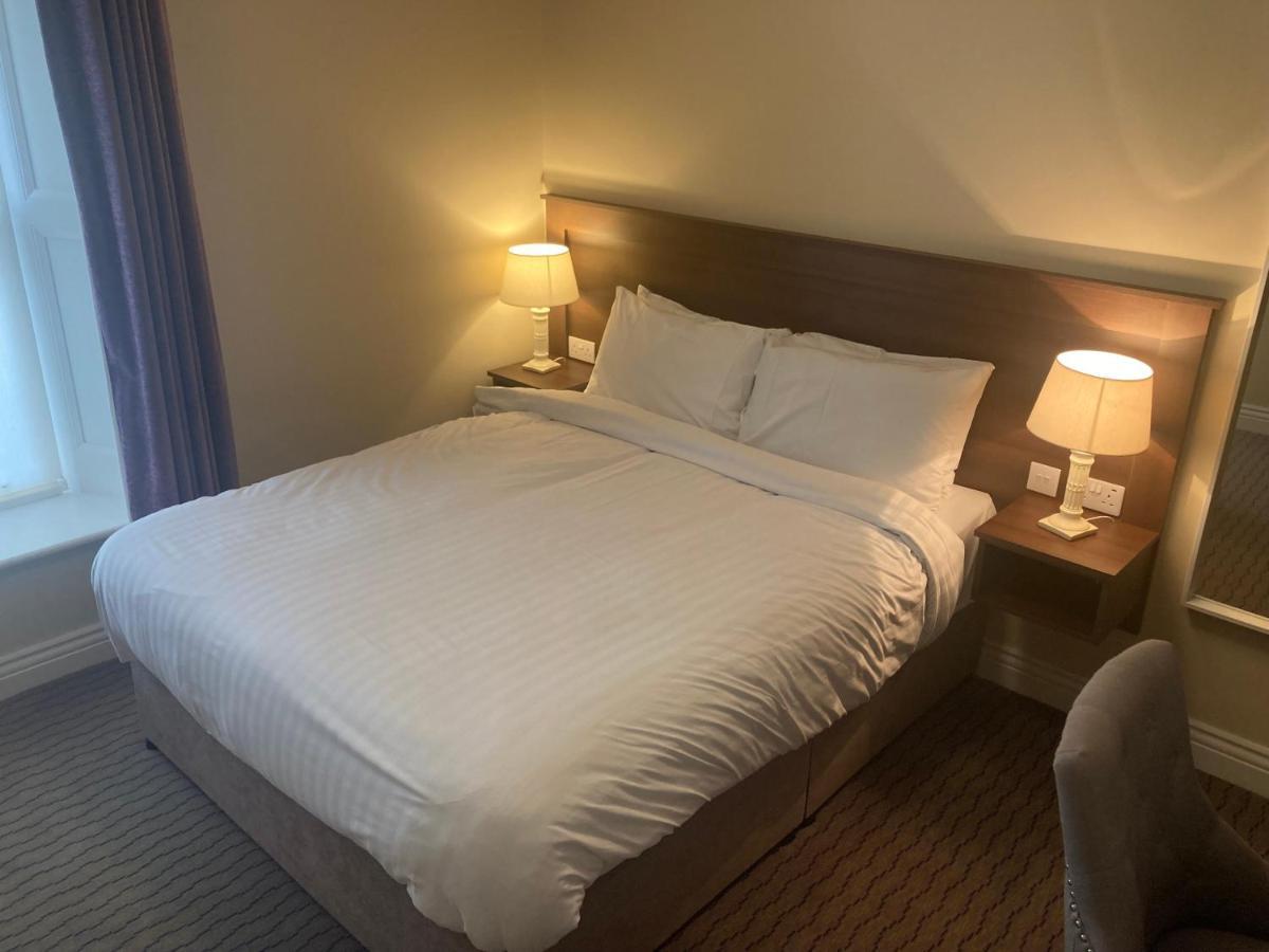 Mcnulty'S Guest House Enniscrone Exteriör bild