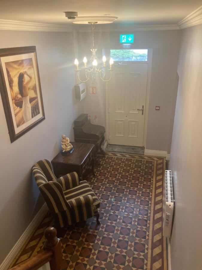 Mcnulty'S Guest House Enniscrone Exteriör bild